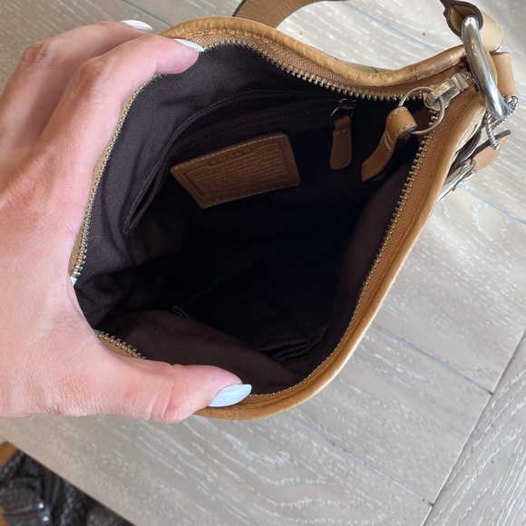 Authentic Coach Handbag - Picture 4 of 6